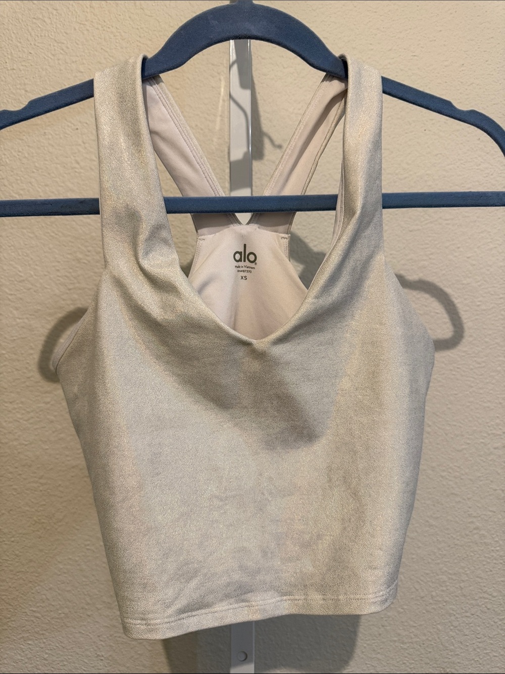 ALO Yoga Metallic White/Cream Racerback Crop Top